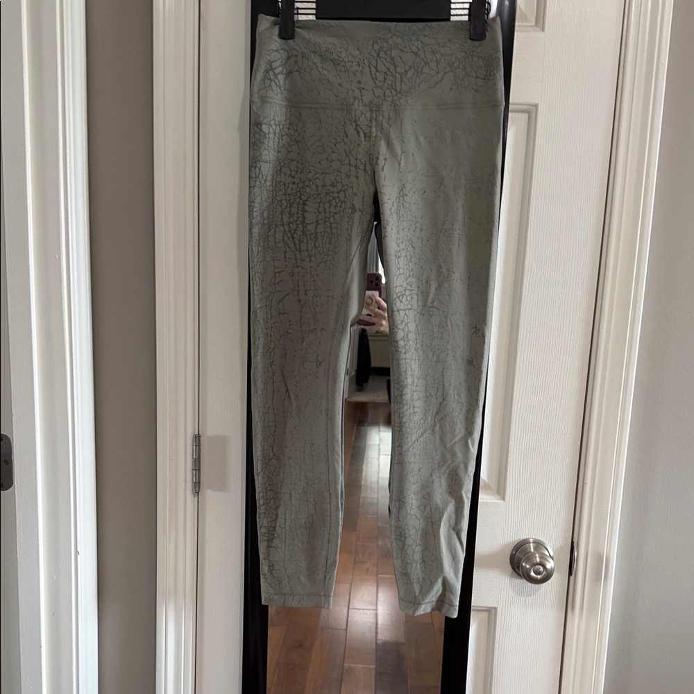 lululemon athletica Align leggings greyish/green crackle print